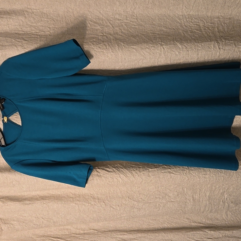 Banana Republic 6P Short sleeve teal dress with back triangular cutout